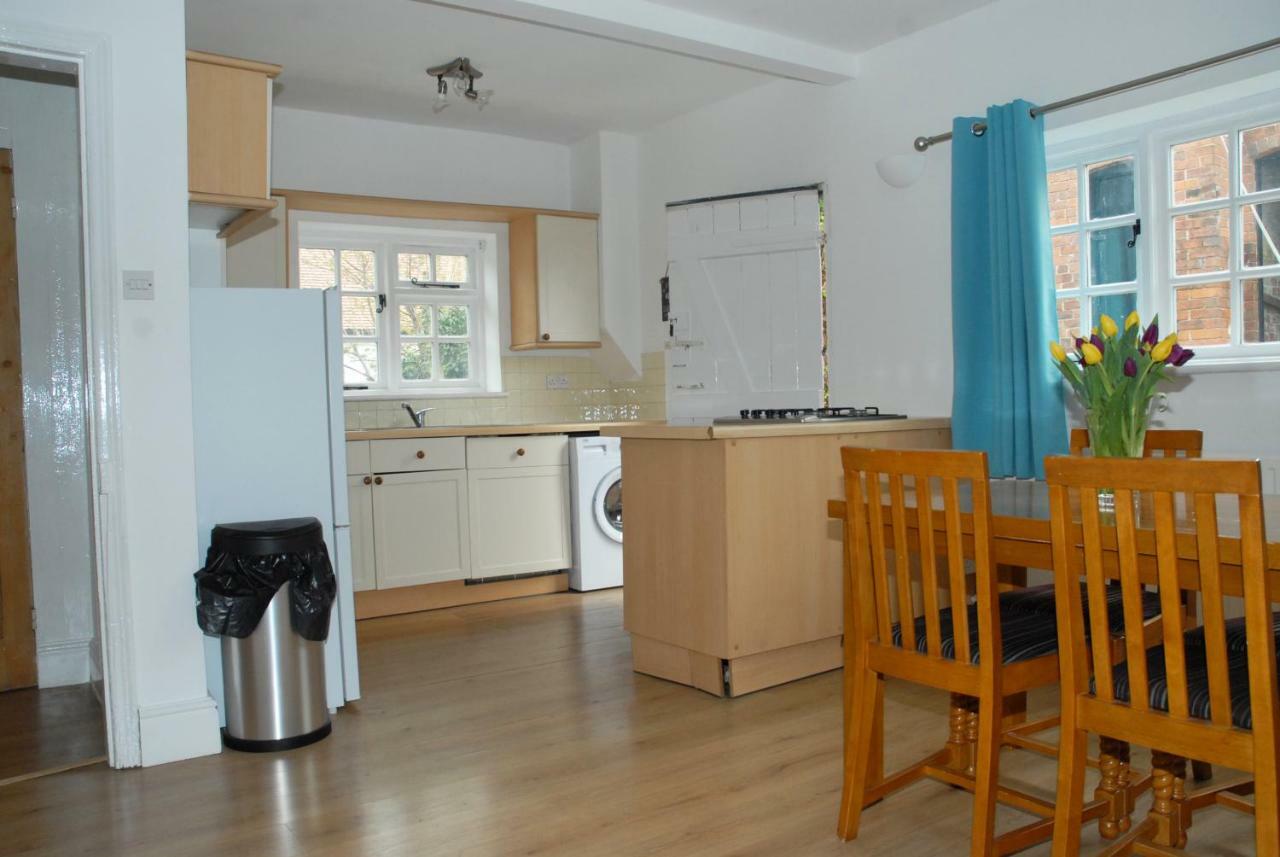 Greysfield Cottage Честър Екстериор снимка